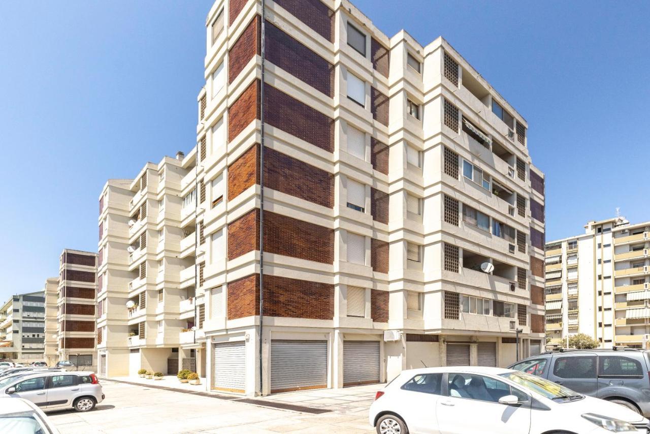 Ice Apartment - Free Wifi Quartu Sant'Elena Exterior photo