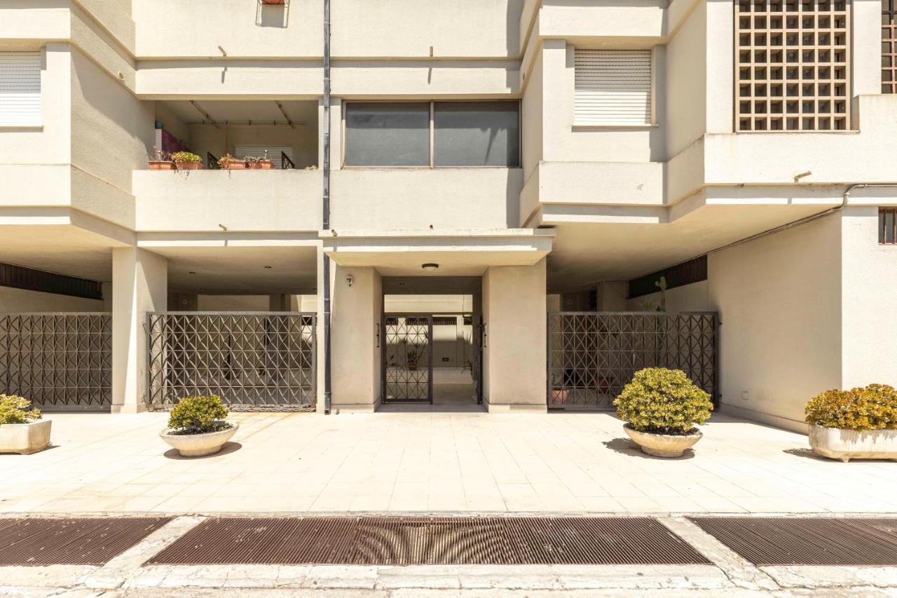 Ice Apartment - Free Wifi Quartu Sant'Elena Exterior photo